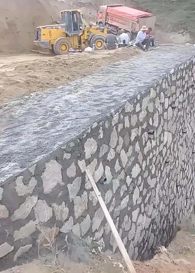 保定边坡加固